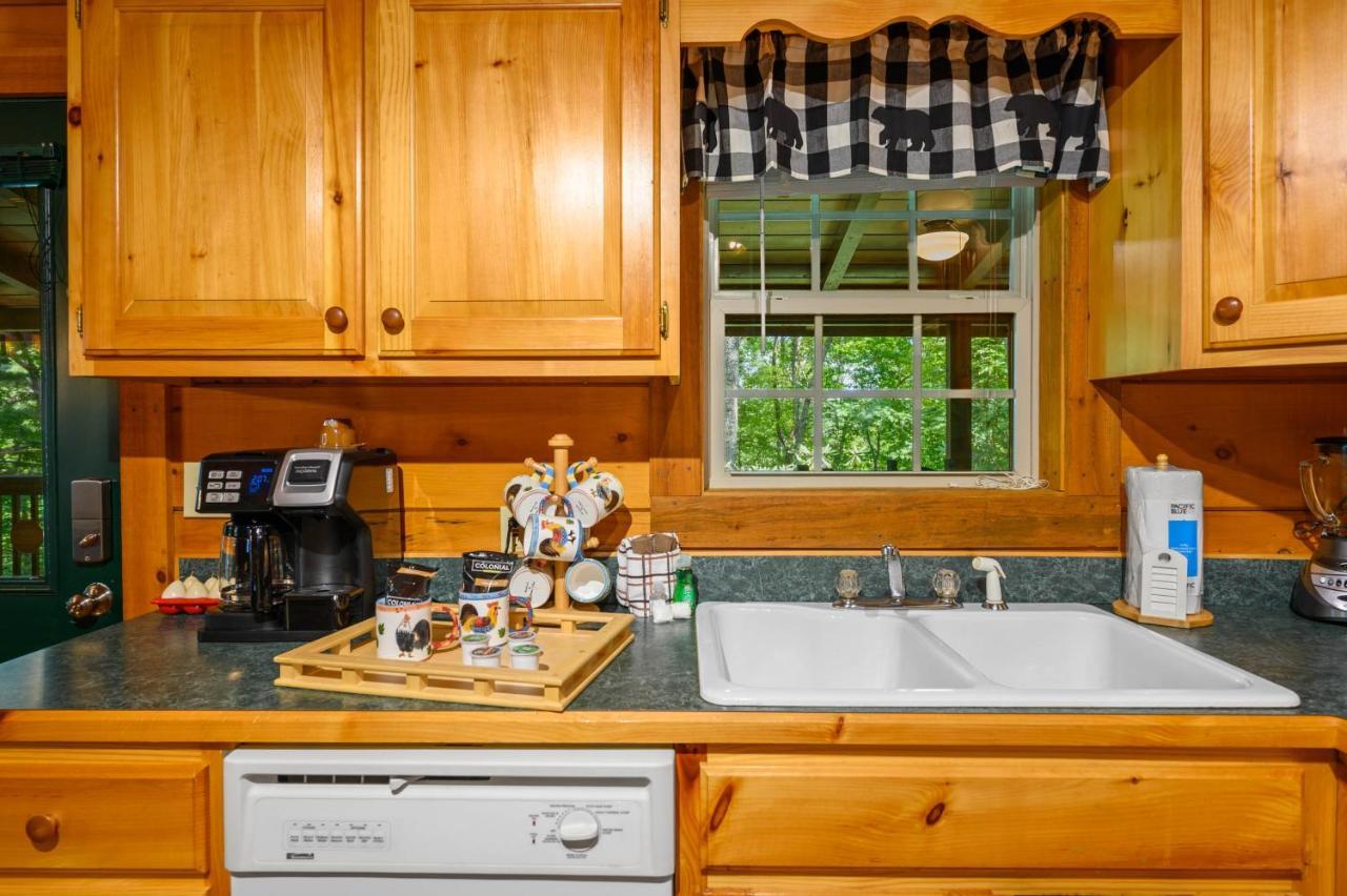 Gypsy Road - Privacy! Log Cabin With Hot Tub, Wifi, Directv And Arcade Sevierville Exterior foto