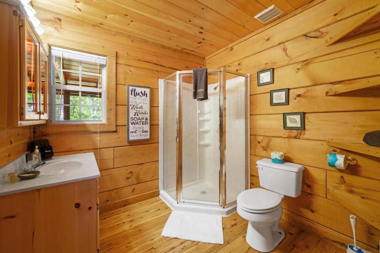 Gypsy Road - Privacy! Log Cabin With Hot Tub, Wifi, Directv And Arcade Sevierville Exterior foto