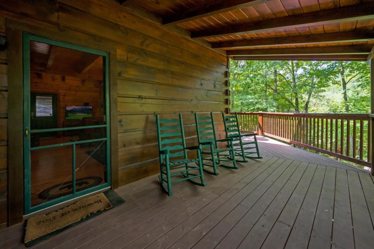 Gypsy Road - Privacy! Log Cabin With Hot Tub, Wifi, Directv And Arcade Sevierville Exterior foto