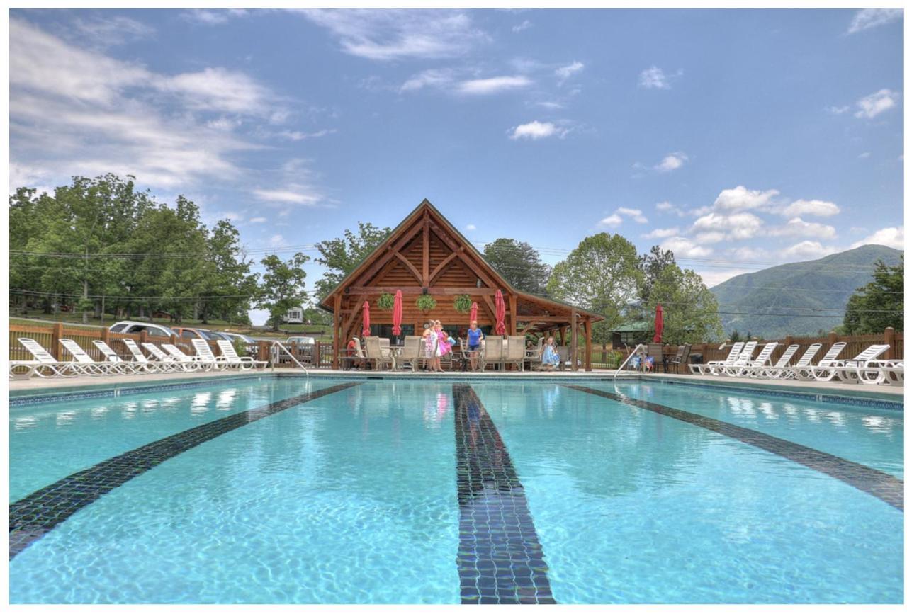 Gypsy Road - Privacy! Log Cabin With Hot Tub, Wifi, Directv And Arcade Sevierville Exterior foto